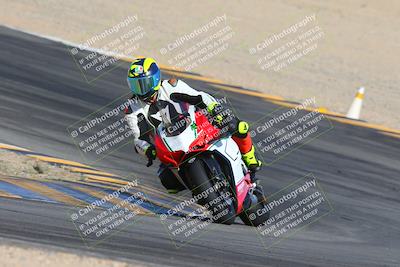 media/Nov-15-2024-CVMA Friday Practice (Fri) [[b142d29251]]/4-Group 4 and Trackday/Session 2 (Turn 10)/